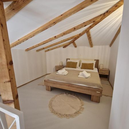 Apartmani Vukusic Promajna Ngoại thất bức ảnh