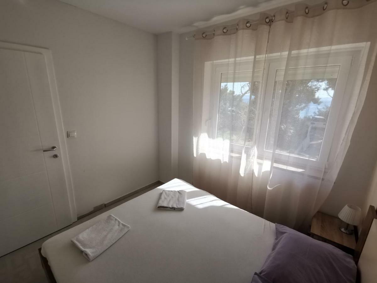 Apartmani Vukusic Promajna Ngoại thất bức ảnh