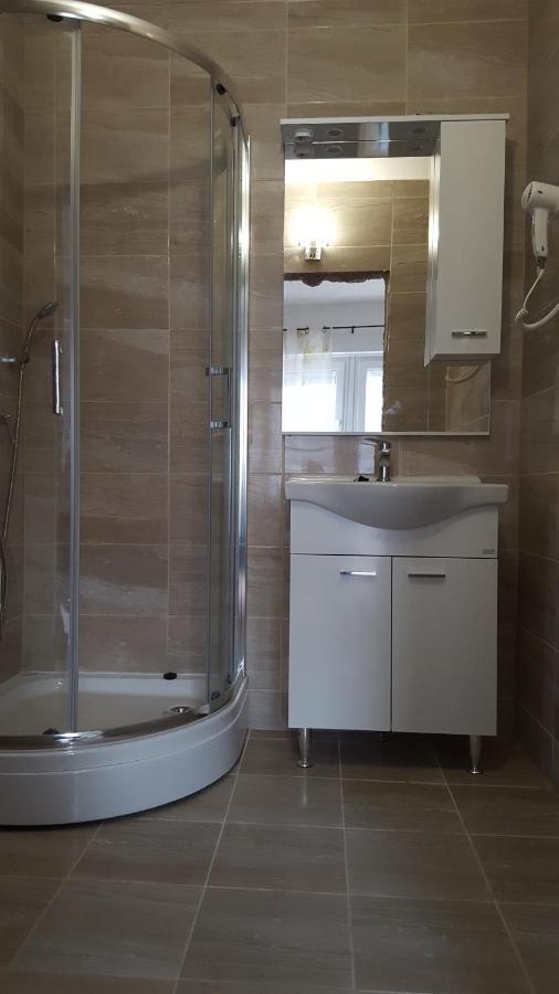 Apartmani Vukusic Promajna Phòng bức ảnh